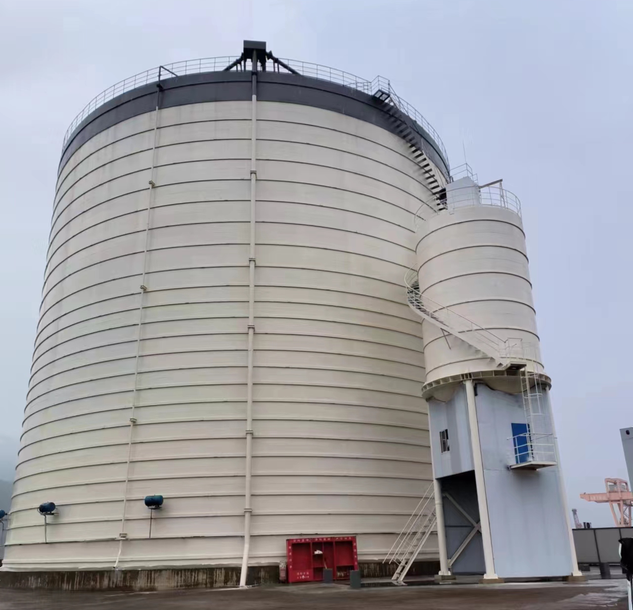 白云10万吨水泥钢板库